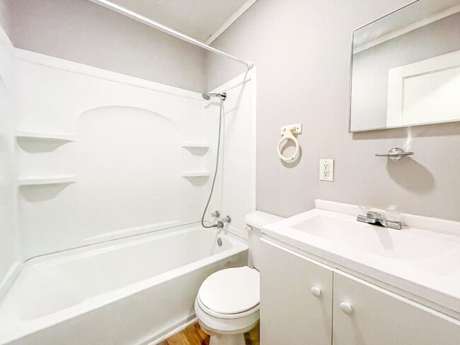 Building Photo - 409 S Dearborn St