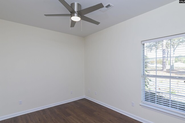 Building Photo - 110 Hutto Hill