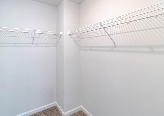 Building Photo - 147 Enclave Wy