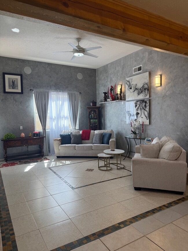 Building Photo - 6552 Cll Verde