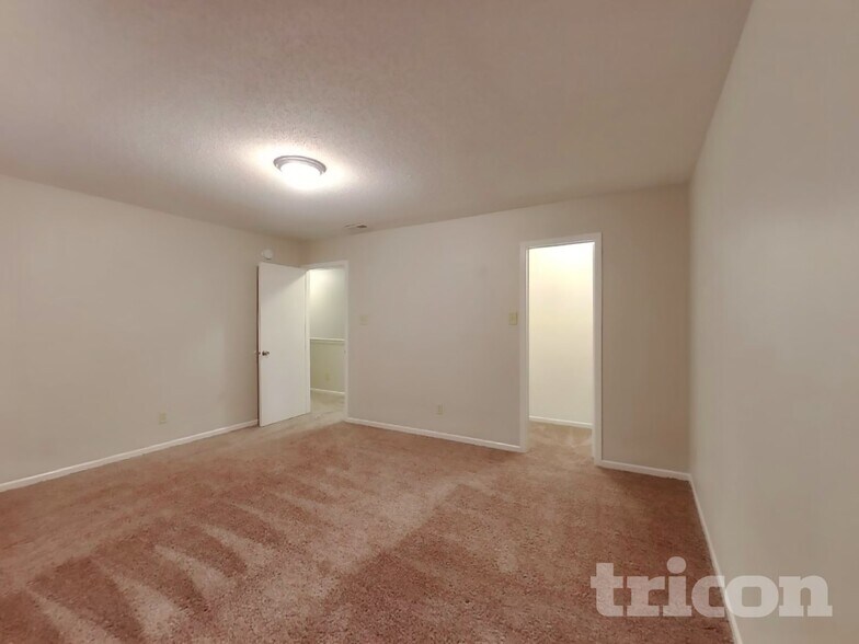 Building Photo - 8146 Firefly Way