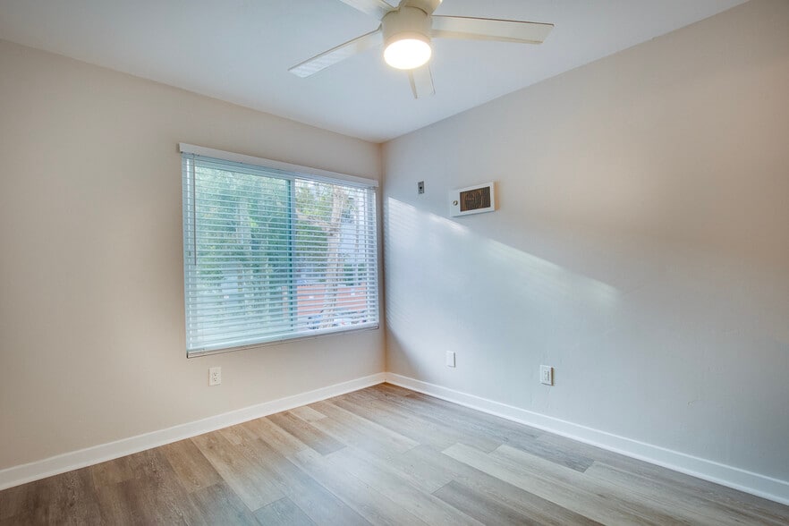 Building Photo - 3776 Alabama St