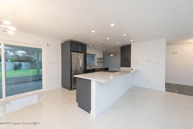 Building Photo - 311 12th Terrace