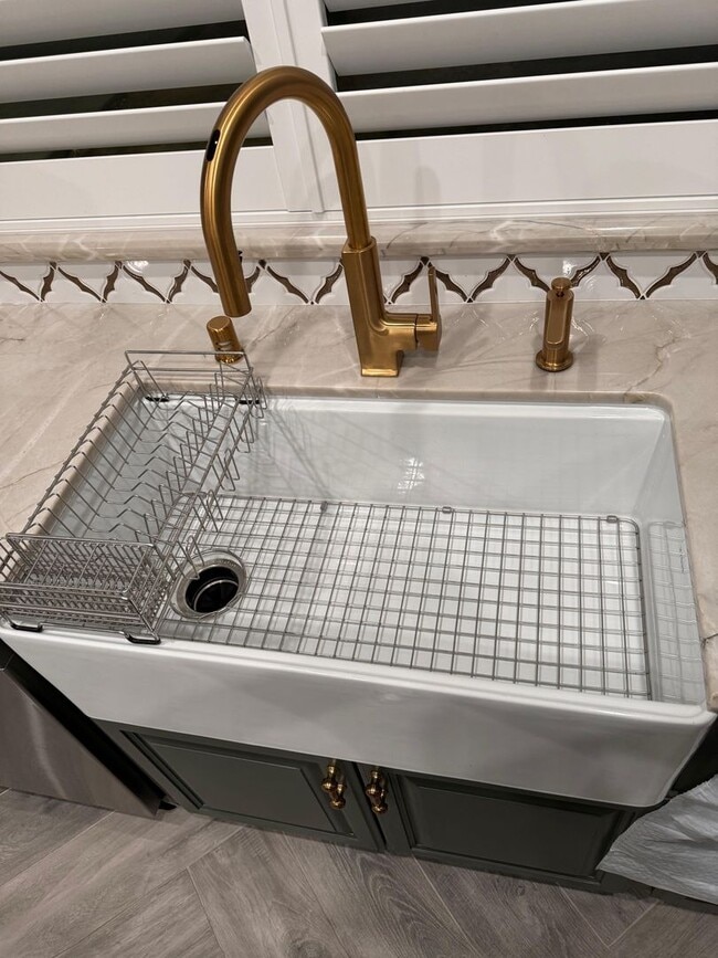 Building Photo - $500.00-Move In Special | Gossamer Grove, Shafter