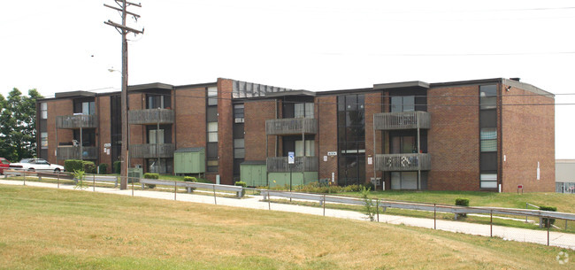 Building Photo - Moravia Arms Apartments