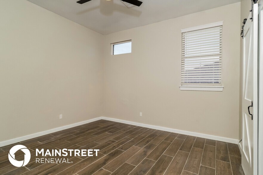 Building Photo - 11233 Paradise Out Ln