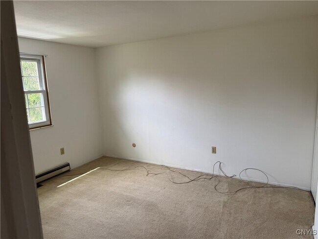 Building Photo - 8265 Warbler Way