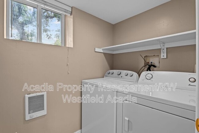 Building Photo - 137 E 600 N