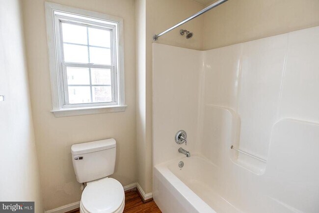 Building Photo - 101 Pelican Cove