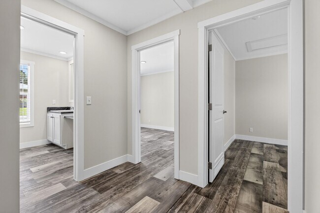 Building Photo - 6683 Gary Ln
