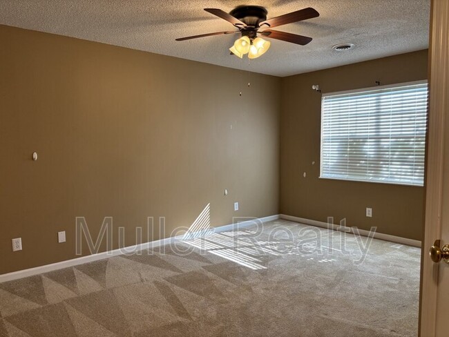 Building Photo - 3441 Lexann Ln