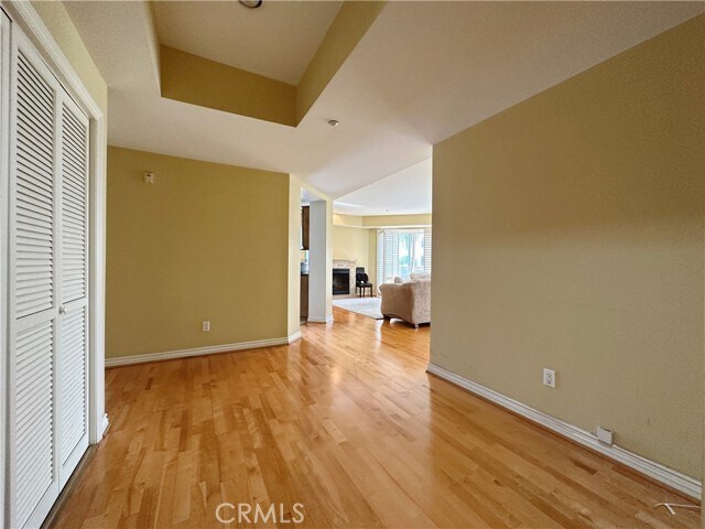 Building Photo - 320 S Willaman Dr