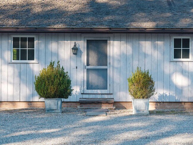 Building Photo - 29500 Main Rd