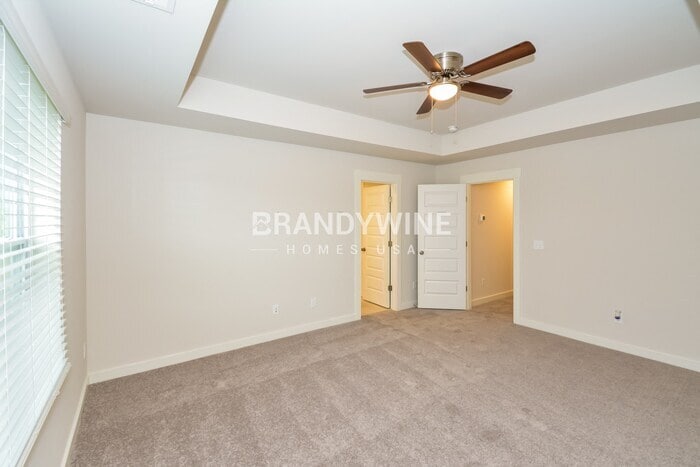 Building Photo - 121 Rising Private Ln