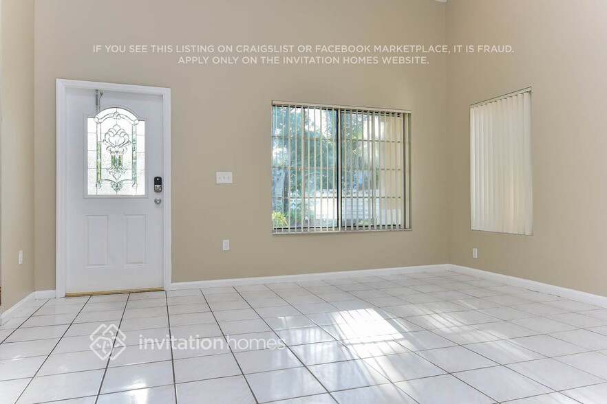 Building Photo - 14450 SW 139th Ave