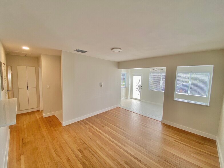 Building Photo - 1631 Liberty St