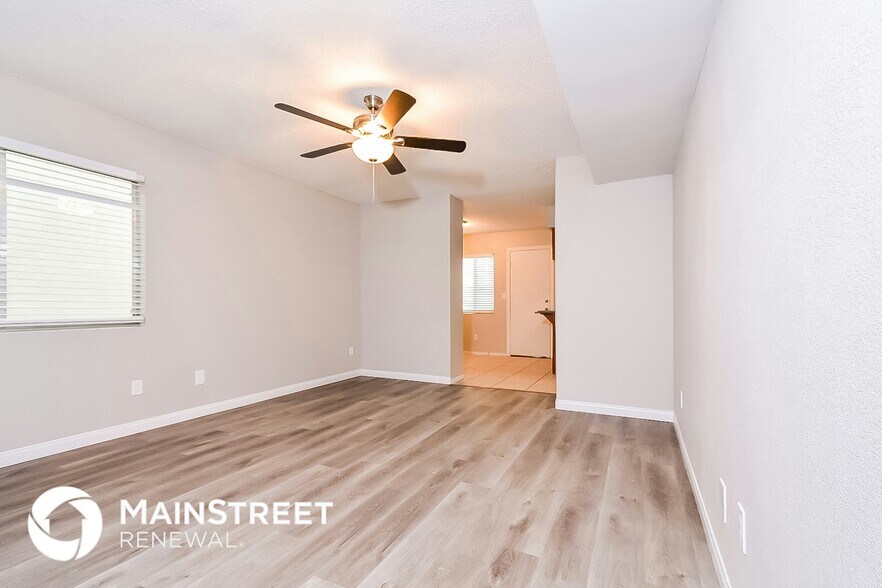 Building Photo - 4013 N Compass Rose Way