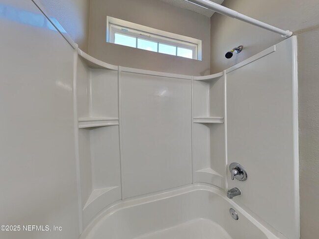 Building Photo - 95109 Cypress Trail