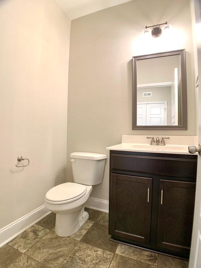 Building Photo - 208 Copeland Rd