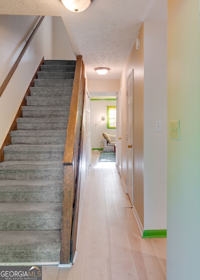 Building Photo - 1905 S Milledge Ave