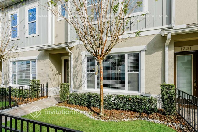 Building Photo - 1233 Chittamwood Ct
