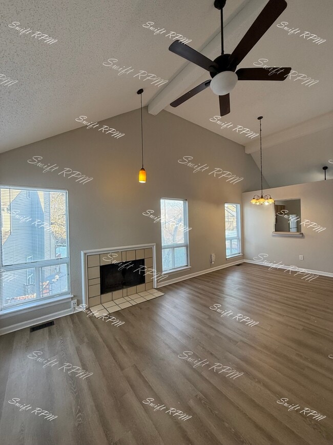 Building Photo - 8955 Hauser