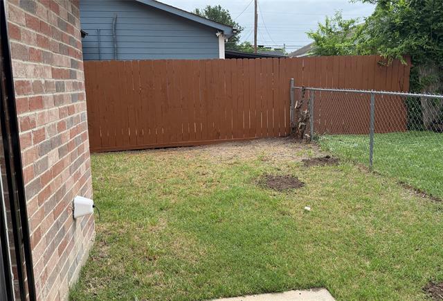 Building Photo - 3332 Navaro St