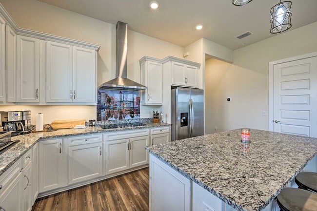 Building Photo - 4293 Reverence Pl