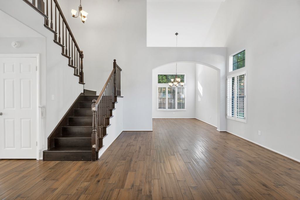 Building Photo - 487 Bernini Ct