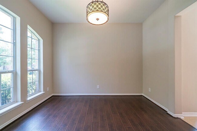 Building Photo - 1023 Casting Springs Way