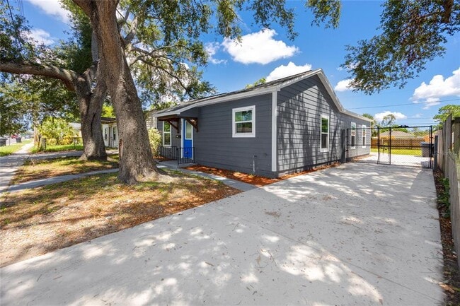 Building Photo - 2859 38th Ave N