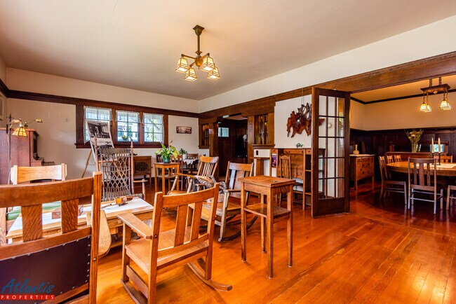 Building Photo - 211 Glen Ridge Ave