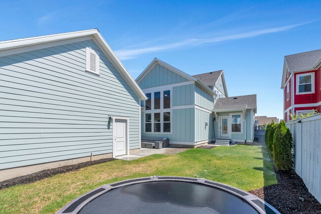 Building Photo - 6258 W Copper Hawk Dr