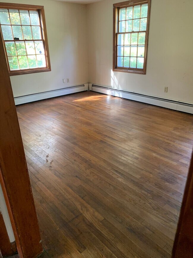 Building Photo - Rent to Own