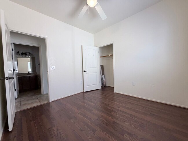 Building Photo - 3BR/2BA/2CG 1,401 sq.ft. rental with Community POOL in Sierra Vista, AZ