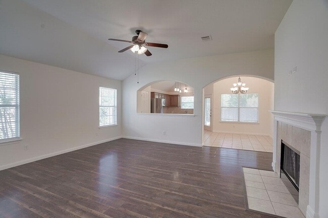 Building Photo - 311 Gainer Dr