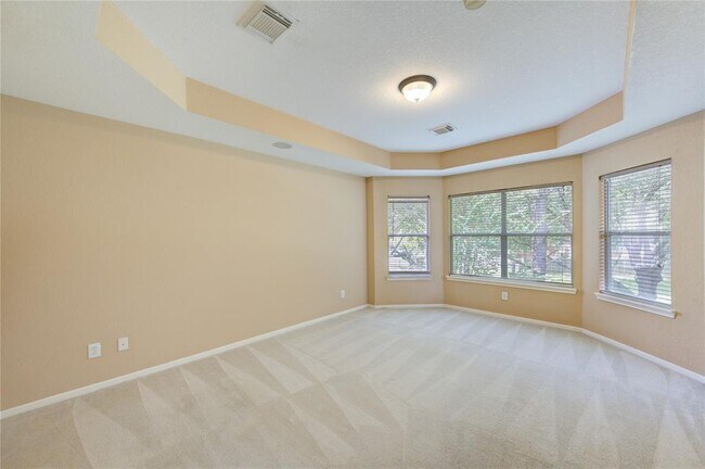 Building Photo - 6114 Breezy Hollow Ln