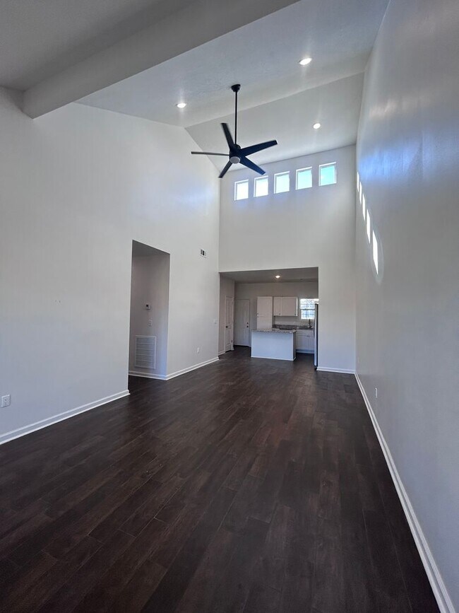 Building Photo - 4804 Antosh Cir