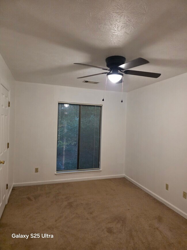 Building Photo - 4312 Old Macon Rd