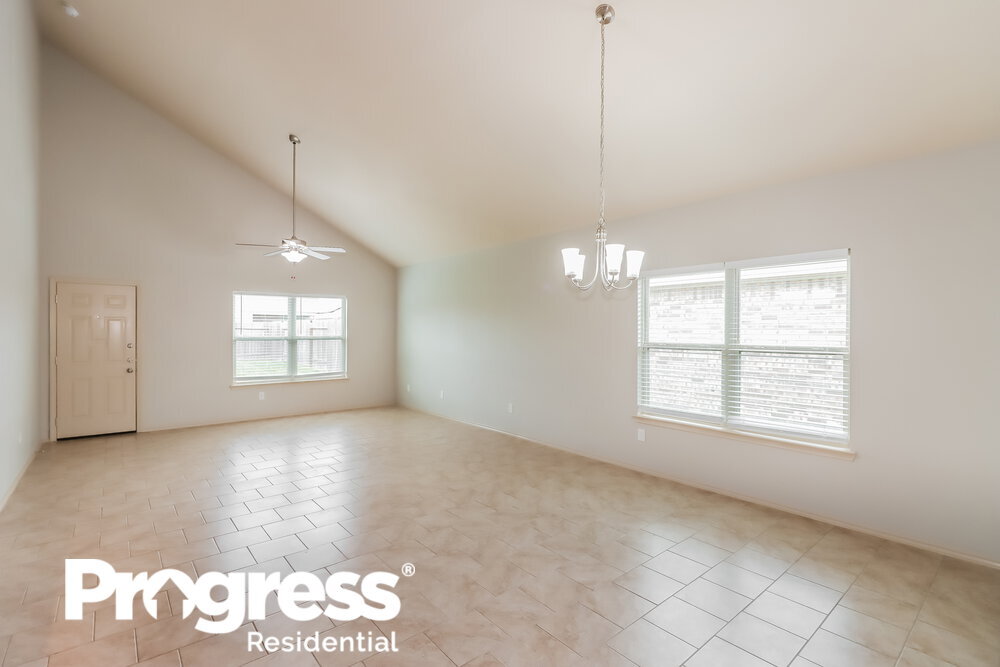 Building Photo - 23139 Robbers Nest Dr
