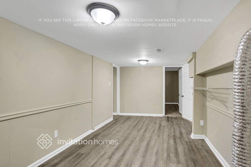 Building Photo - 6286 David Ln SW