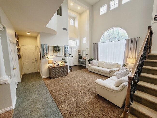 Building Photo - 45362 Tesiben Ct