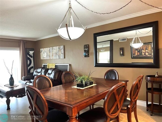 Building Photo - 6000 N Ocean Blvd