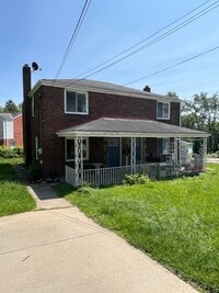 Building Photo - 2 Bedroom House in Stanton Heights