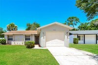 Building Photo - 2942 Willow Bend Blvd