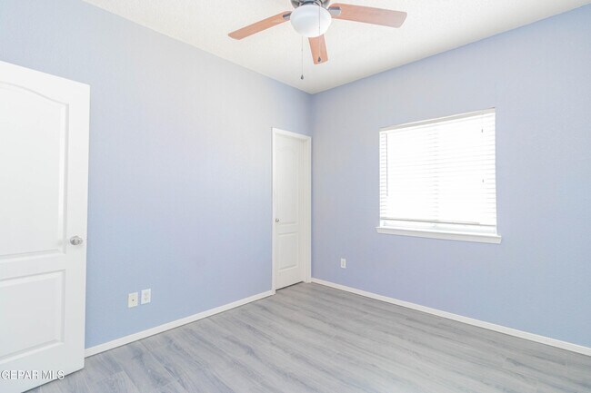 Building Photo - 5917 Cielo Del Rey Pl
