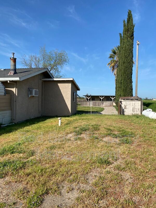 Building Photo - 2715 Trindade Rd