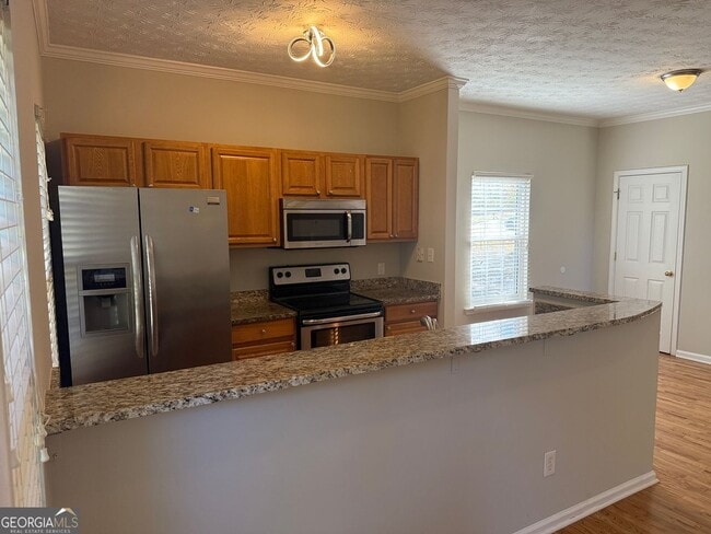 Building Photo - 27 Montgomery St NE