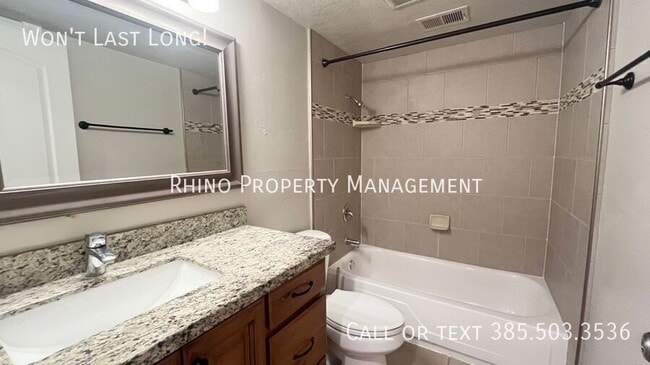 Building Photo - 5676 Meadow Ln