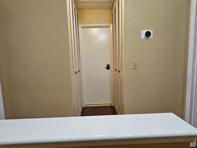 Building Photo - Winter Springs Gem: 2 BED 1.5 BATH Two-Story Condo with Amazing Amenities - (BAYTREE 4 CONDOS)